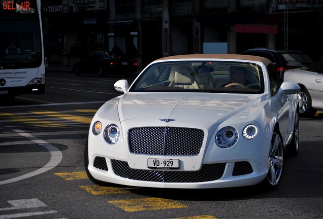 Bentley Continental GTC 2012