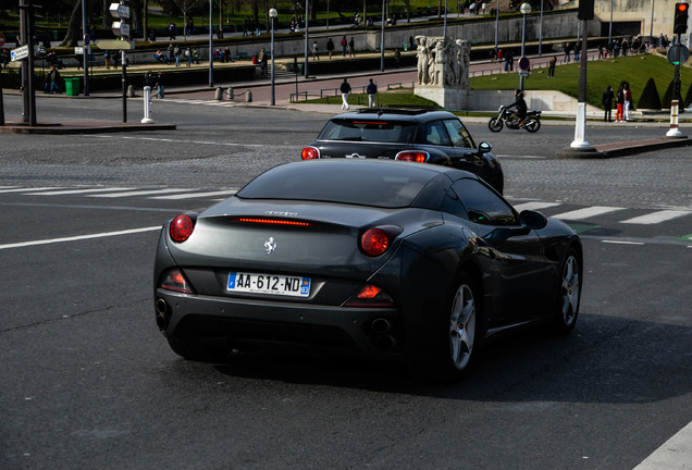 Ferrari California