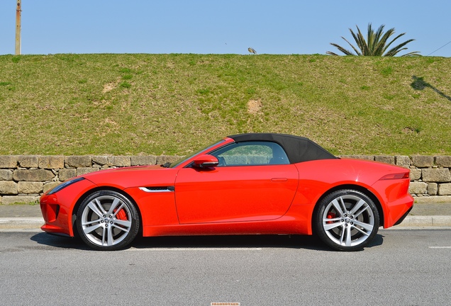 Jaguar F-TYPE S Convertible