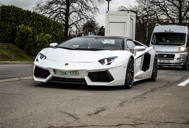 Lamborghini Aventador LP700-4 Roadster