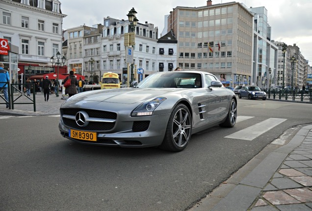 Mercedes-Benz SLS AMG