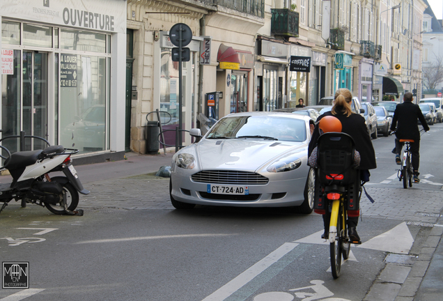 Aston Martin DB9