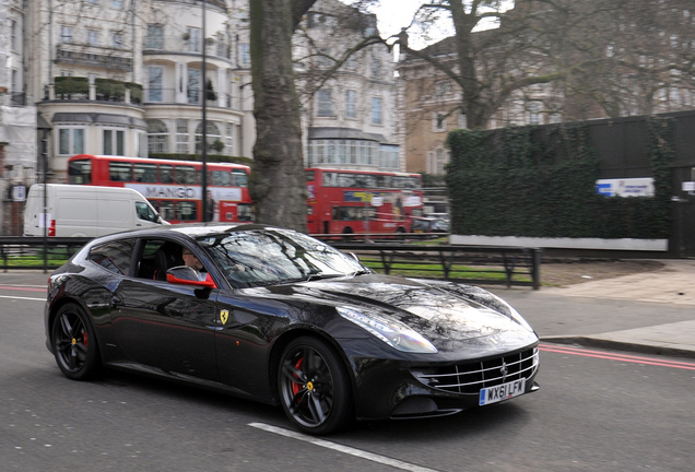 Ferrari FF