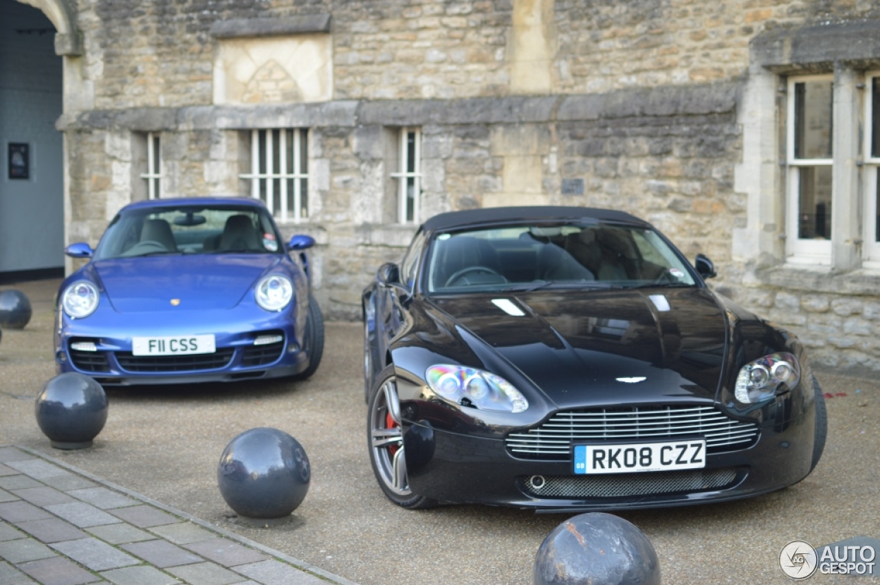 Aston Martin V8 Vantage N400 Roadster