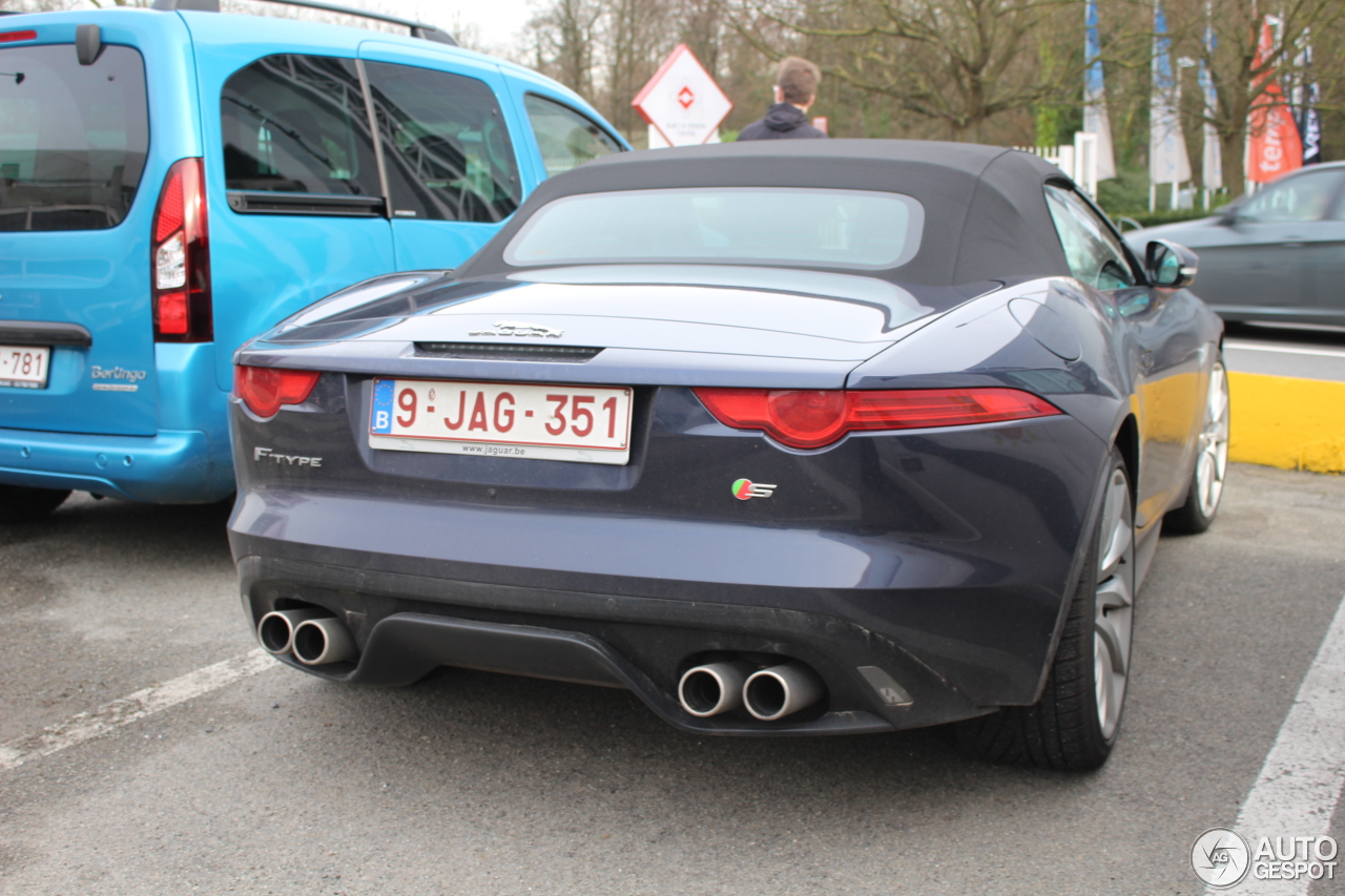 Jaguar F-TYPE S V8 Convertible