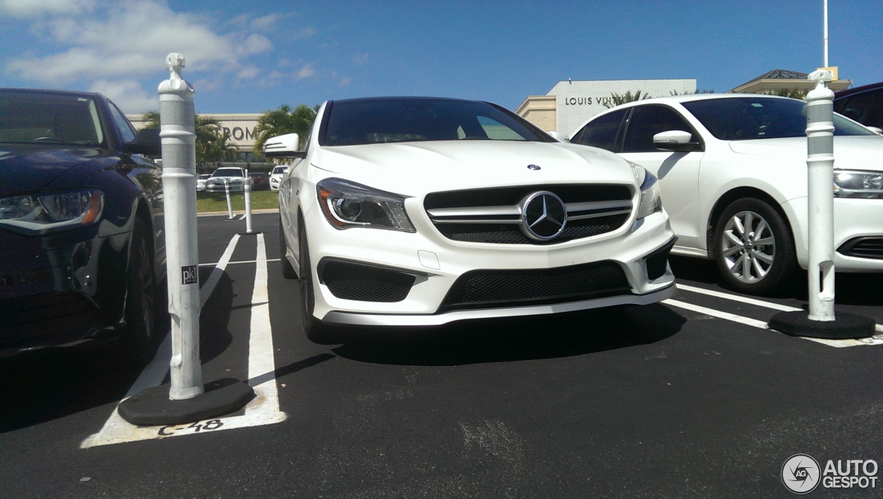 Mercedes-Benz CLA 45 AMG C117