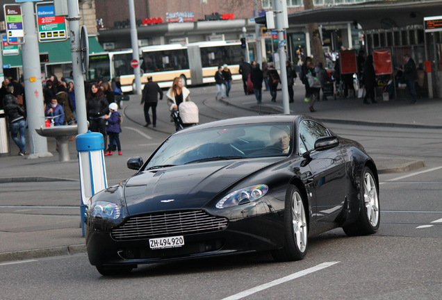 Aston Martin V8 Vantage