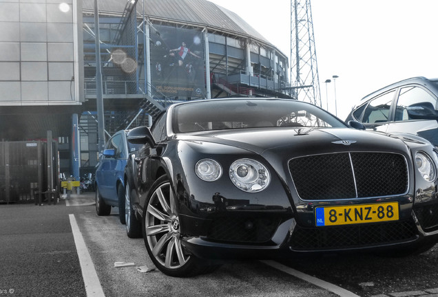 Bentley Continental GTC V8