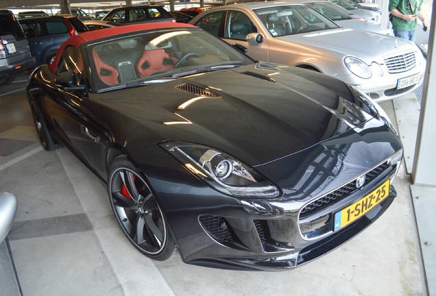 Jaguar F-TYPE S Convertible