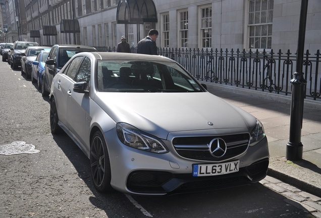 Mercedes-Benz E 63 AMG S W212