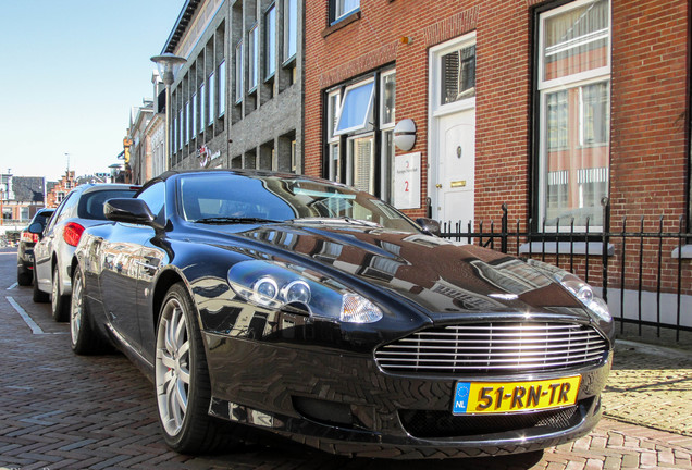 Aston Martin DB9 Volante