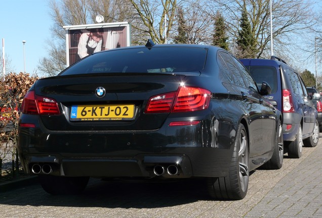 BMW M5 F10 2011