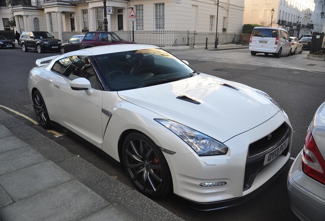 Nissan GT-R 2013