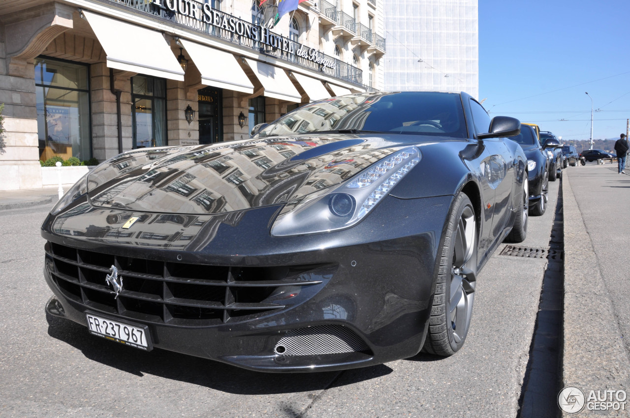 Ferrari FF