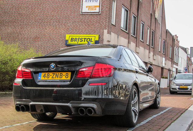 BMW M5 F10 2011