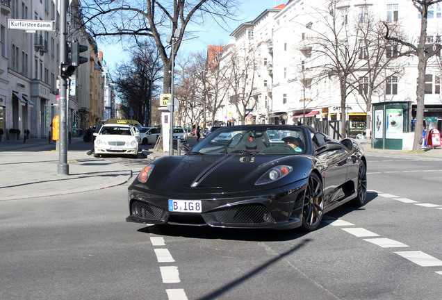 Ferrari Scuderia Spider 16M