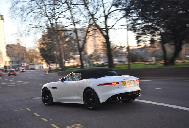 Jaguar F-TYPE S V8 Convertible