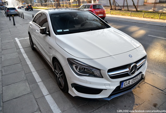 Mercedes-Benz CLA 45 AMG C117