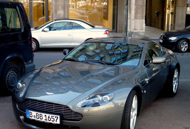 Aston Martin V8 Vantage