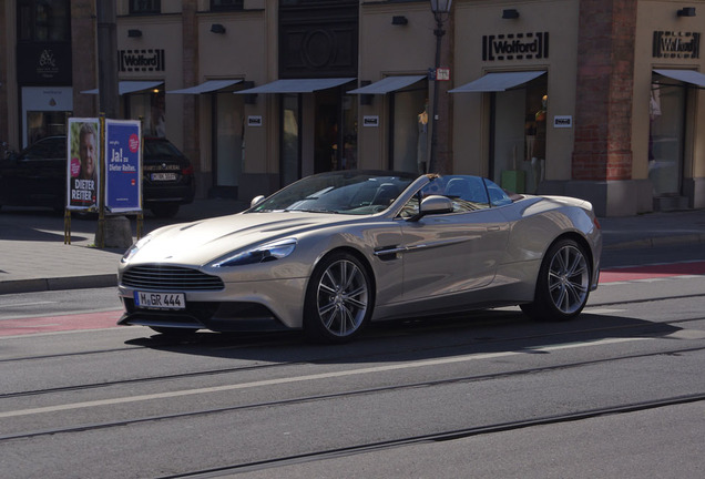 Aston Martin Vanquish Volante