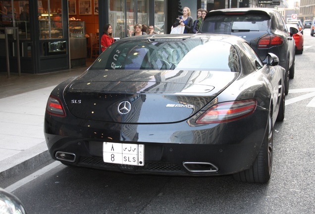 Mercedes-Benz SLS AMG