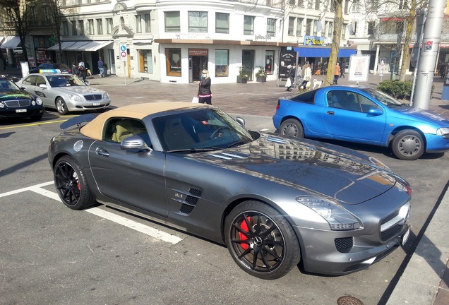 Mercedes-Benz SLS AMG Roadster