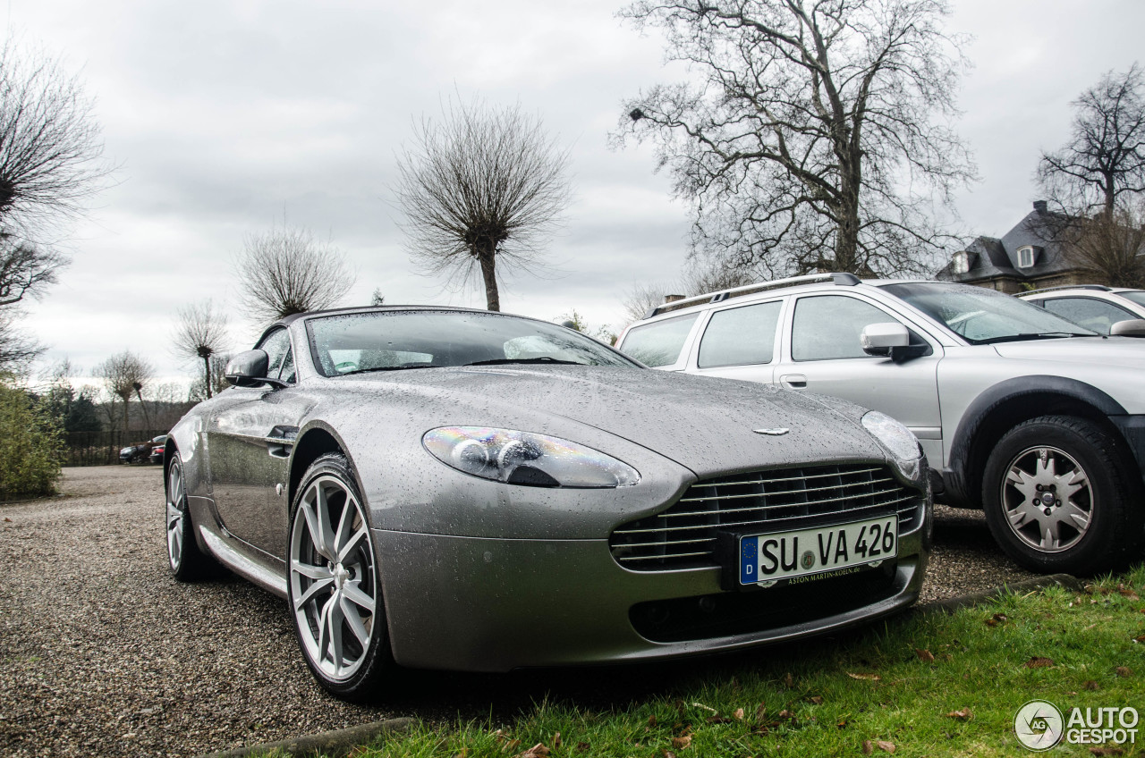 Aston Martin V8 Vantage Roadster