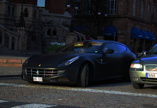 Ferrari FF