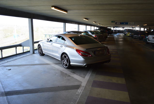 Mercedes-Benz CLS 63 AMG C218