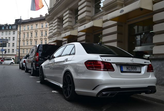 Mercedes-Benz E 63 AMG S W212