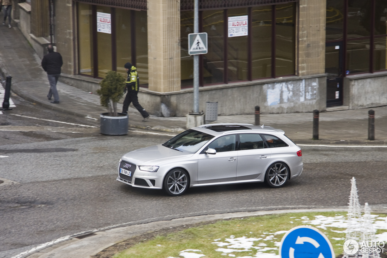 Audi RS4 Avant B8