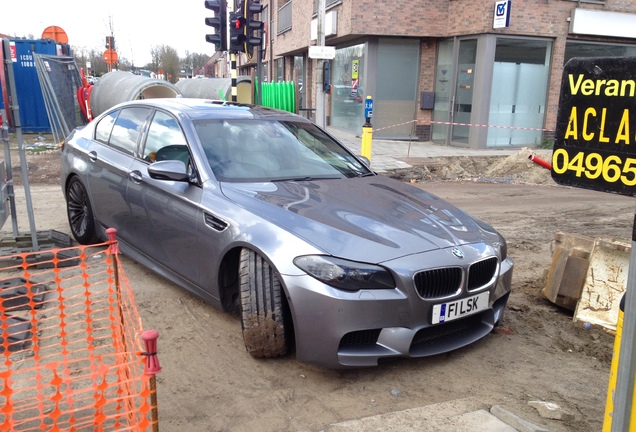 BMW M5 F10 2011