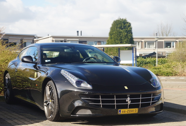 Ferrari FF