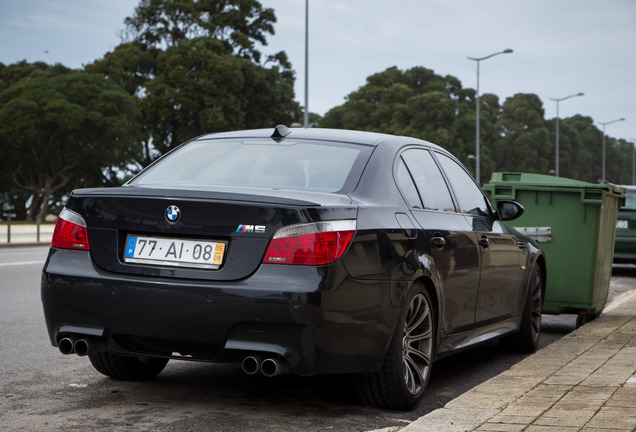 BMW M5 E60 2005