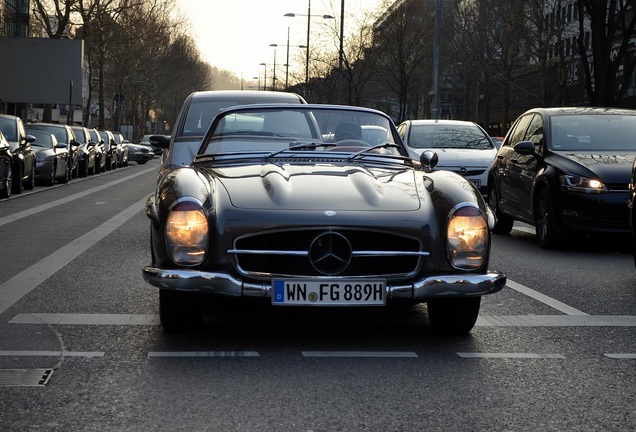 Mercedes-Benz 300SL Roadster