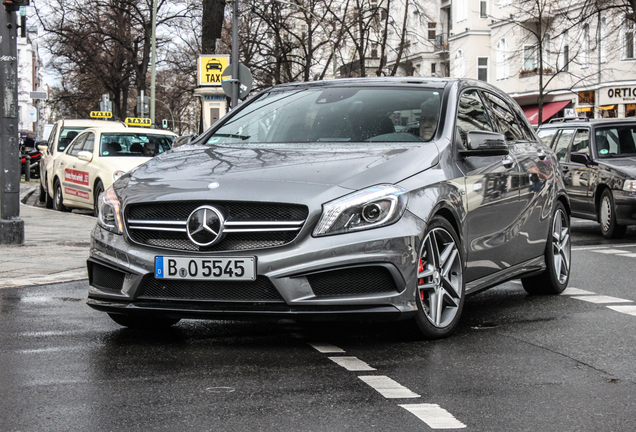 Mercedes-Benz A 45 AMG