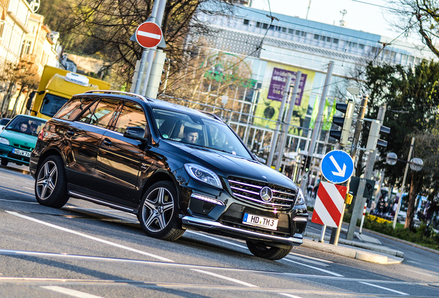 Mercedes-Benz ML 63 AMG W166