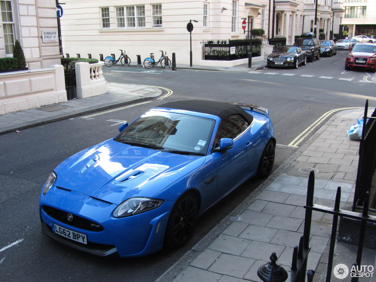 Jaguar XKR-S Convertible 2012