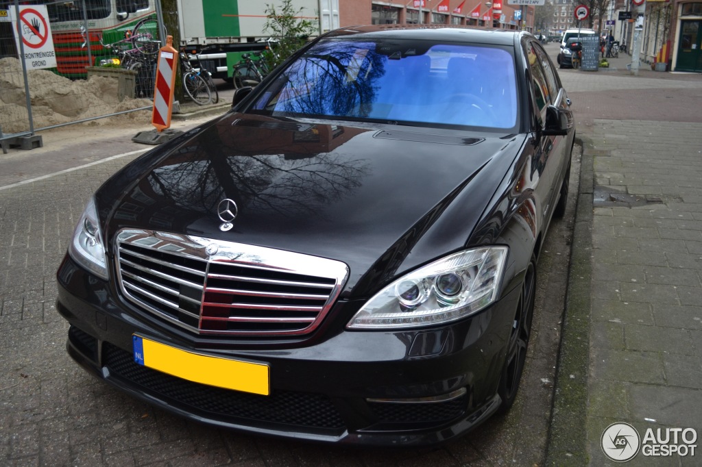 Mercedes-Benz S 63 AMG W221 2011