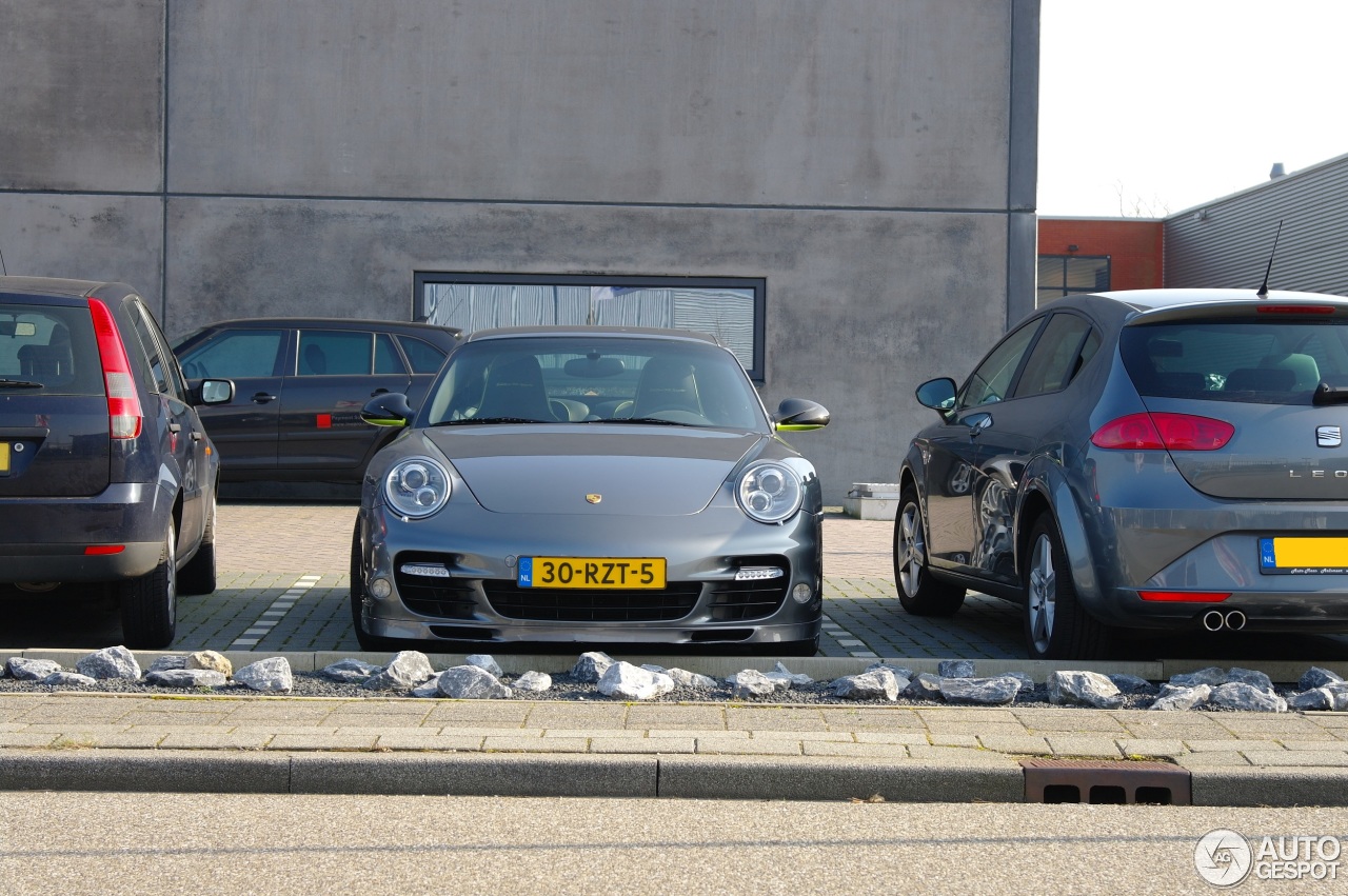 Porsche 997 Turbo S 918 Spyder Edition