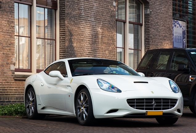 Ferrari California