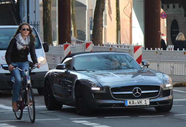 Mercedes-Benz SLS AMG Roadster