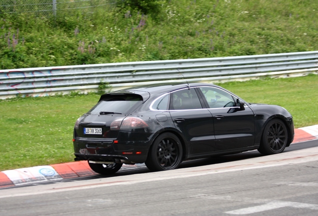 Porsche 95B Macan Turbo