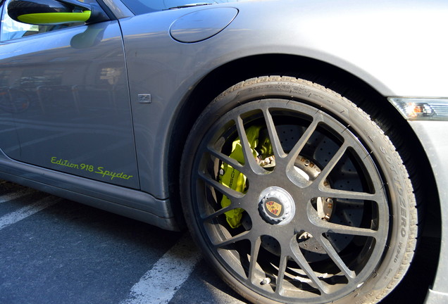 Porsche 997 Turbo S Cabriolet 918 Spyder Edition