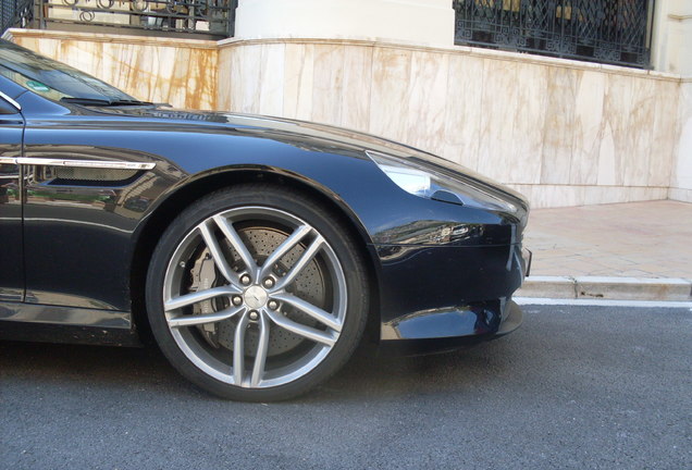 Aston Martin DB9 Volante 2013