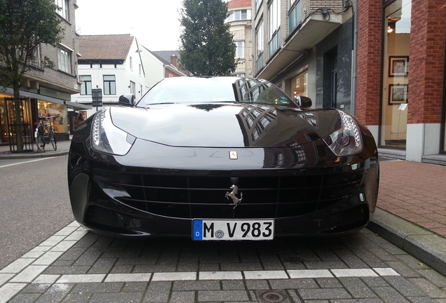 Ferrari FF