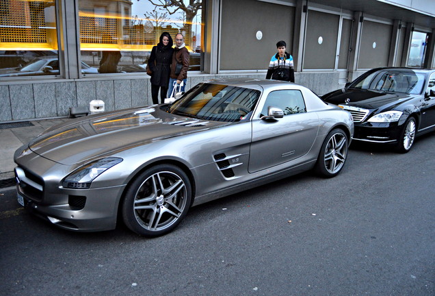 Mercedes-Benz SLS AMG