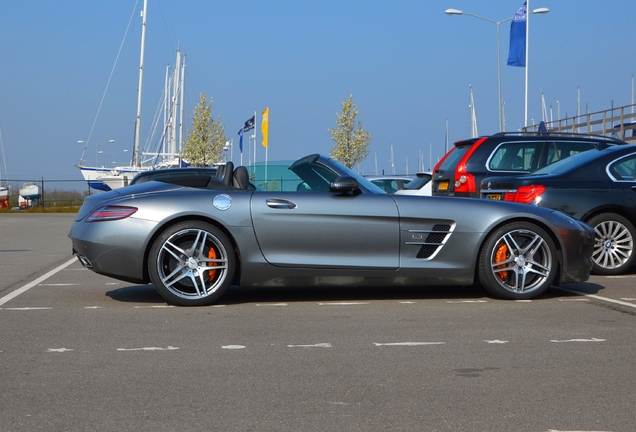 Mercedes-Benz SLS AMG Roadster