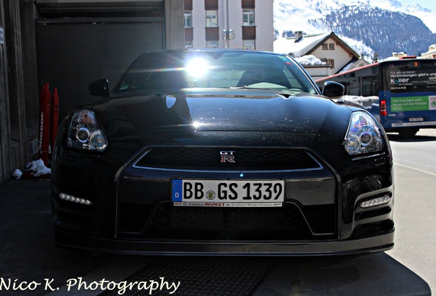 Nissan GT-R 2012