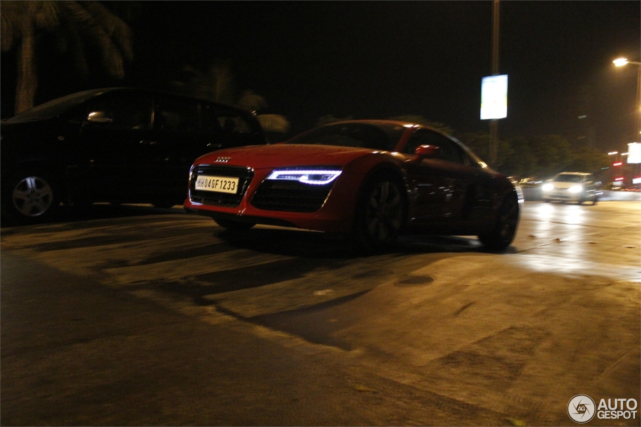 Audi R8 2013